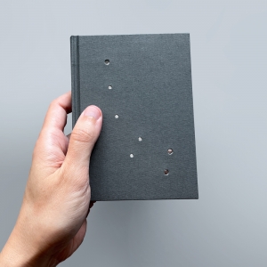 cuaderno de tapa dura "constelación osa menor" hojas en blanco / gris oscuro / 11 x 15 cm :: imagen 6