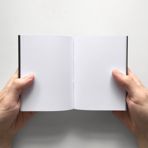 cuaderno "cartón visto" hojas en blanco / gris y negro / 10 x 14 cm :: imagen 4