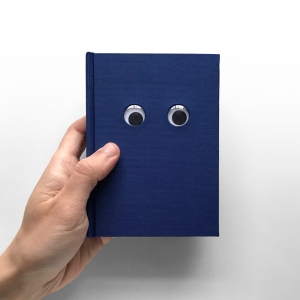cuaderno de tapa dura "ojos móviles" hojas en blanco / azul oscuro / 11 x 15 cm :: imagen 10