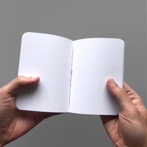cuaderno de tapa blanda (cosido visto) "círculos cmyk" hojas en blanco / blanco / 10 x 14 cm :: imagen 3