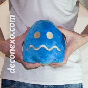 peluche fantasma "asustado" azul pac-man / azul / 16 cm :: imagen 2