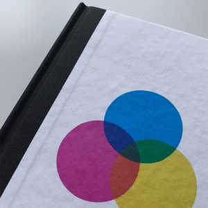 cuaderno de tapa dura "círculos cmyk" hojas en blanco / 11 x 15 cm :: imagen 7