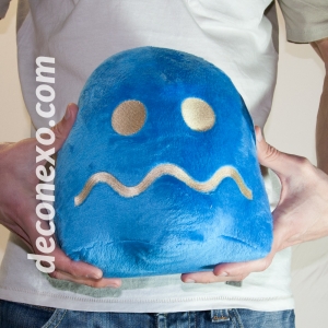 peluche fantasma "asustado" azul pac-man / azul / 20 cm :: imagen 2