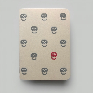 cuaderno de tapa blanda (cosido visto) "calaveras" / beige / 10 x 14 cm :: imagen 1