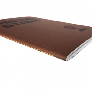 cuaderno de tapa blanda (cosido visto) "press start" hojas en blanco / marrón chocolate / 10 x 14 cm :: imagen 4